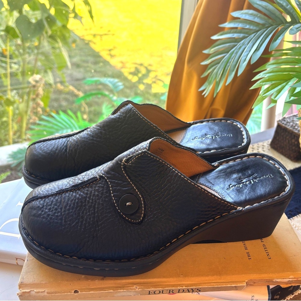 Browns Landing Black Leather Wedge Clogs‎ Mules Boho Button Detail Women 10M